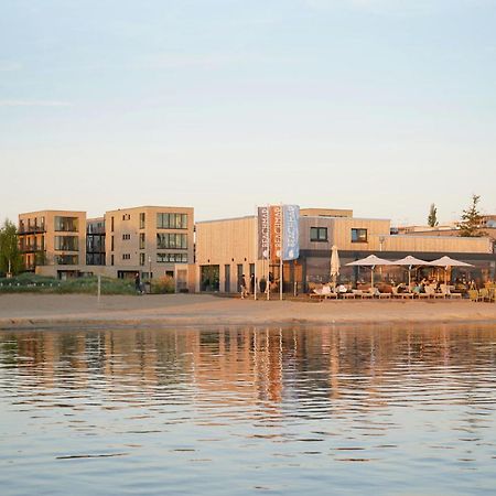 Beach Front Apartment In Lembruch-Duemmer See ภายนอก รูปภาพ