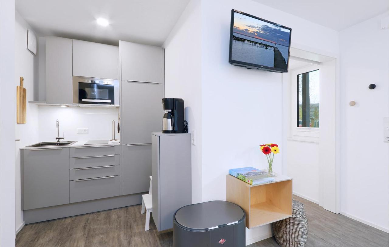 Beach Front Apartment In Lembruch-Duemmer See ภายนอก รูปภาพ