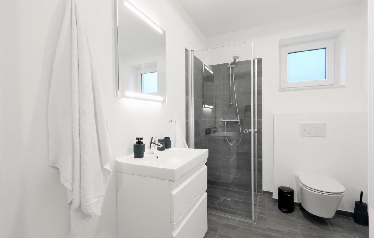Beach Front Apartment In Lembruch-Duemmer See ภายนอก รูปภาพ